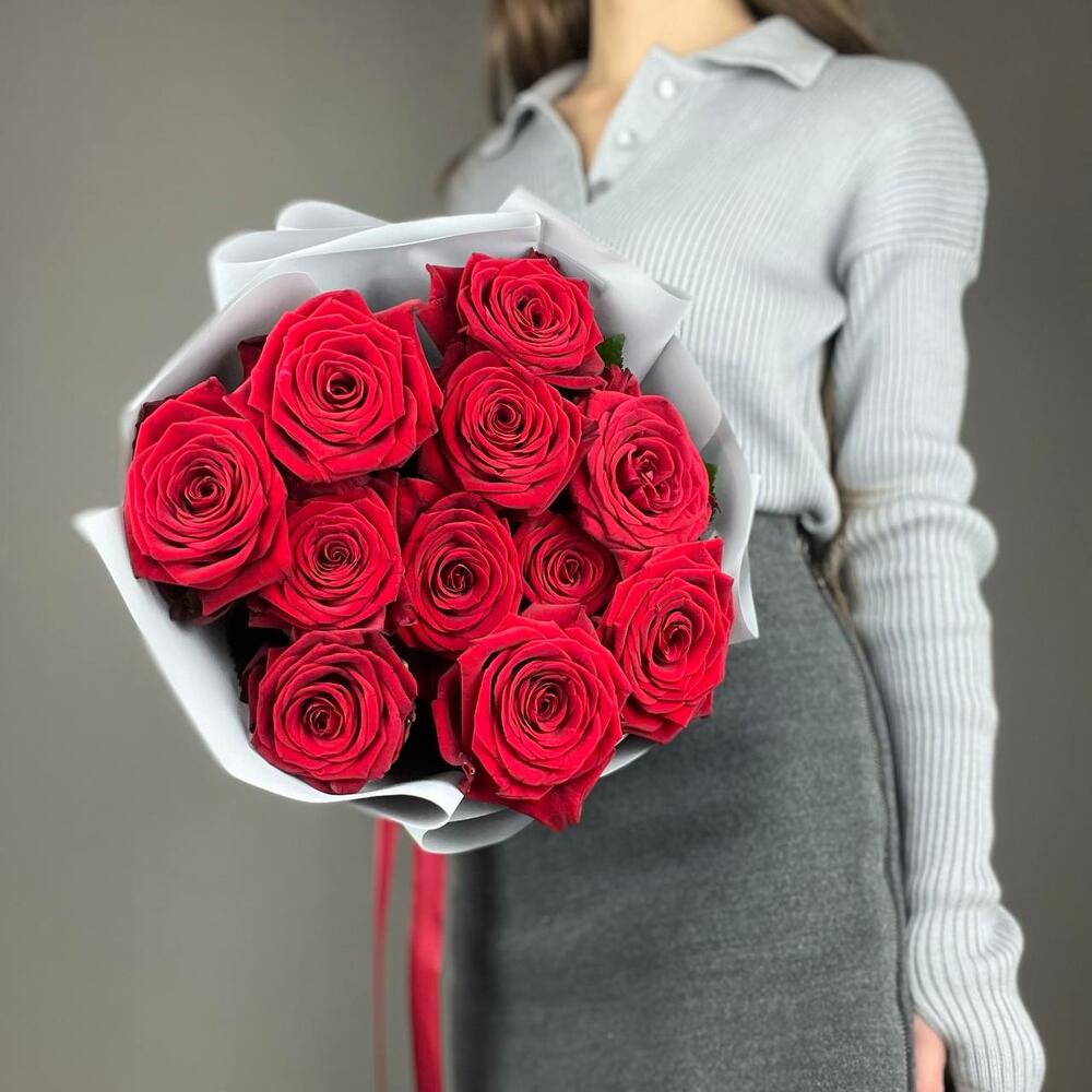 Букет «Красный бархат» – роскошь эквадорских роз Тихвин Ленинградская область