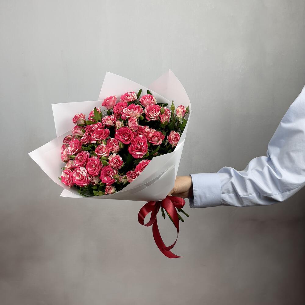 Букет «Фейерверк» – 9 пышных кустовых роз в огненной палитре Тихвин Ленинградская область