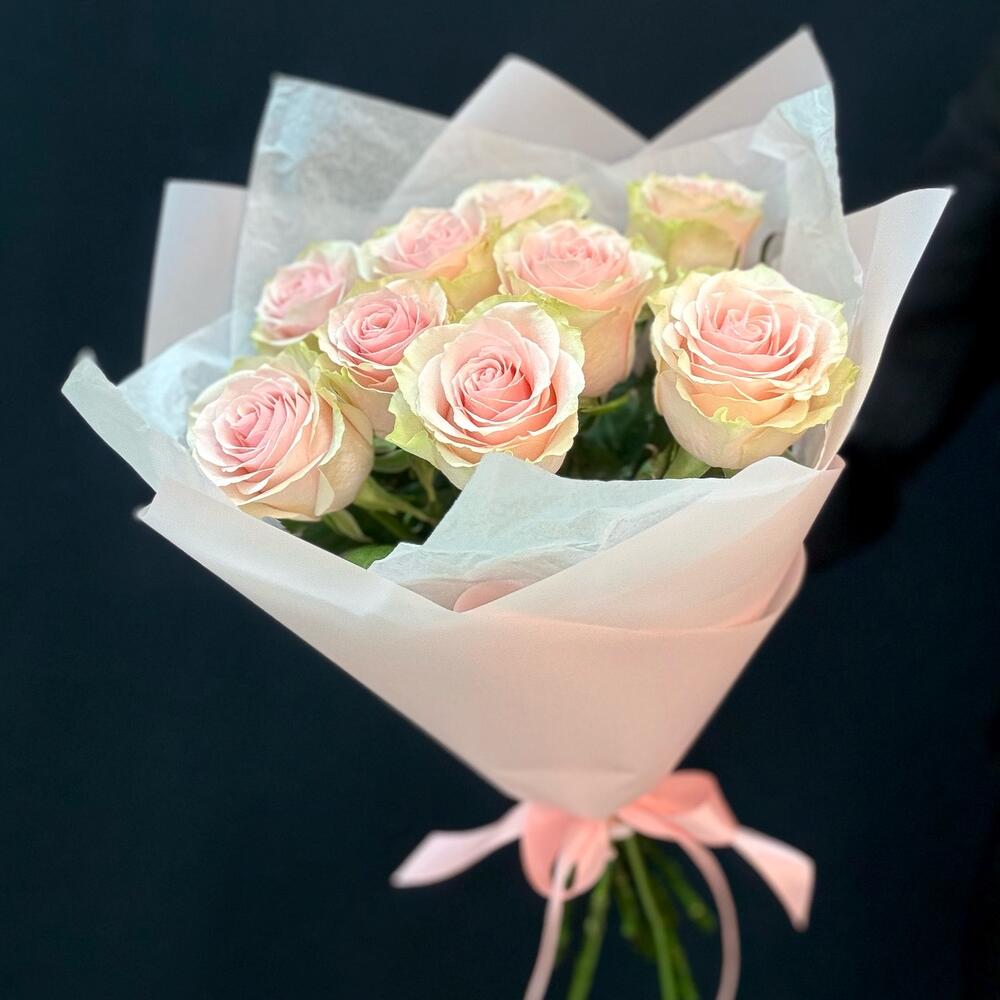 Букет из 9 розовых роз – нежность в каждом лепестке Тихвин Ленинградская область