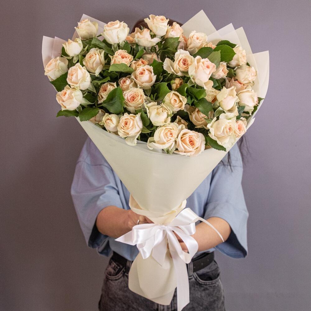 Букет «Персик» – пышные кустовые розы нежно-персикового оттенка Тихвин Ленинградская область