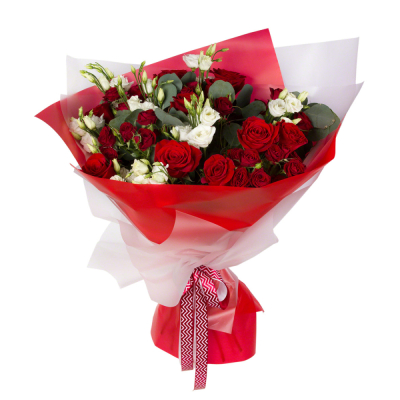 Контрастный букет «Рандеву» – красные розы и белые эустомы Тихвин Ленинградская область