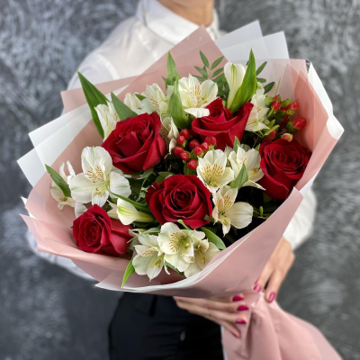 Букет «Нуар» – контраст страсти и нежности Тихвин Ленинградская область